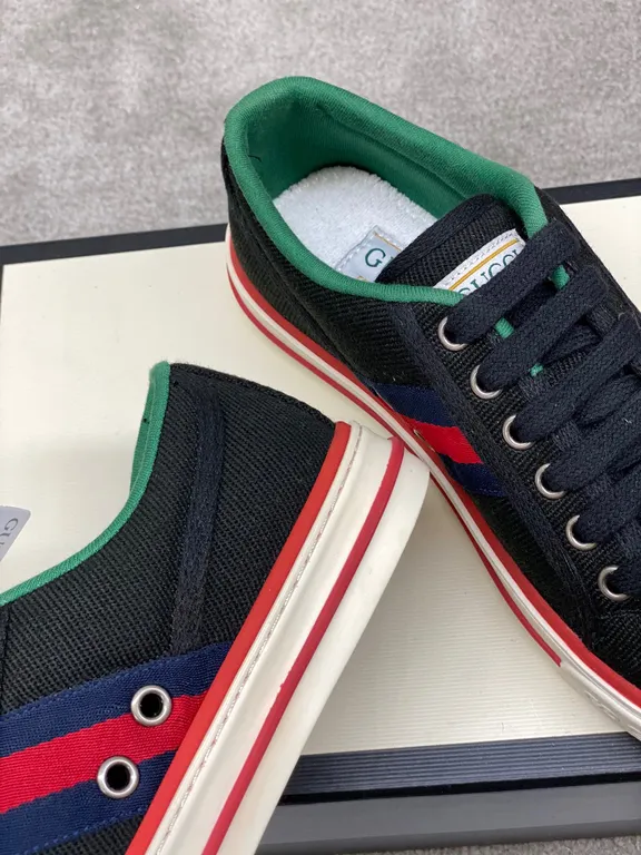 Gucci Shoe 